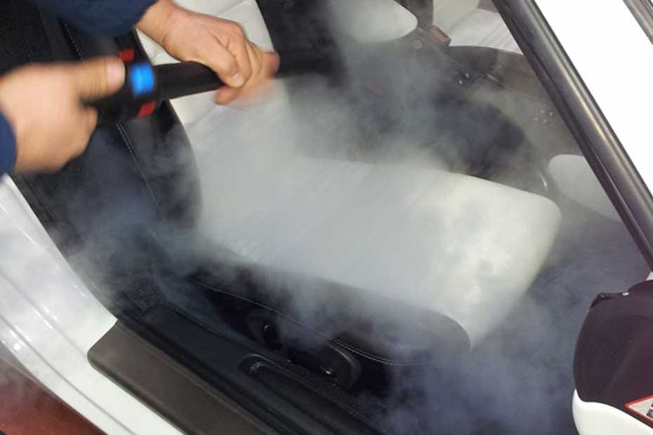 Lavaggio e igienizzazione interno auto - La tua auto come nuova!